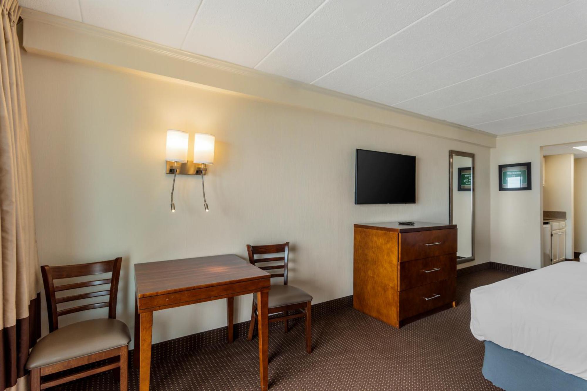 Quality Inn Ocean City Beachfront Екстер'єр фото