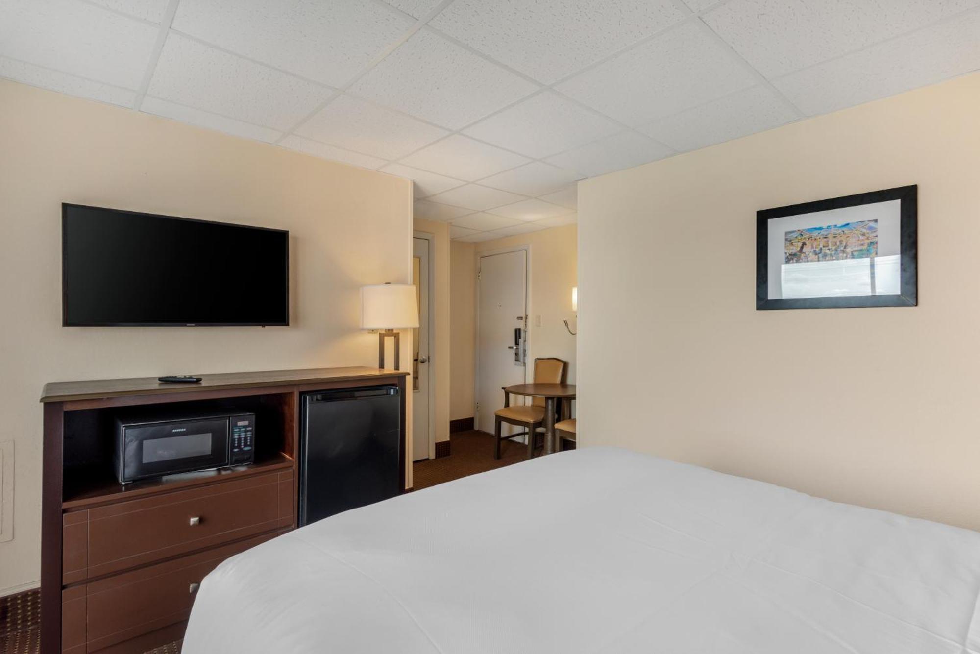 Quality Inn Ocean City Beachfront Екстер'єр фото
